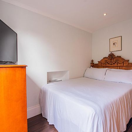 Stylish 1-Bed Flat In Soho - Prime Central Londra Exterior foto