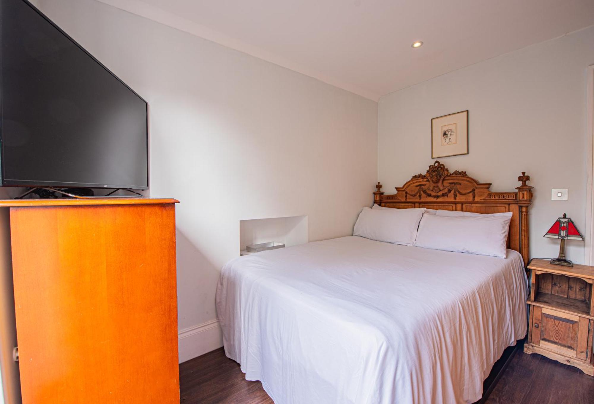 Stylish 1-Bed Flat In Soho - Prime Central Londra Exterior foto
