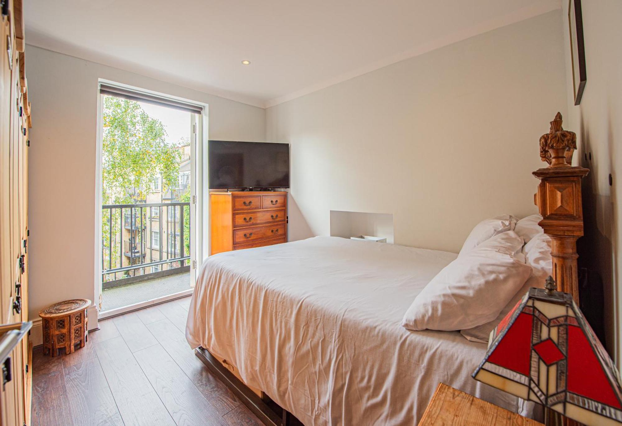 Stylish 1-Bed Flat In Soho - Prime Central Londra Exterior foto